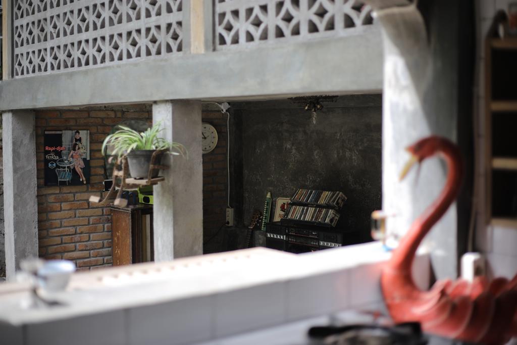 Rumah Senjakala Bantul Exterior foto